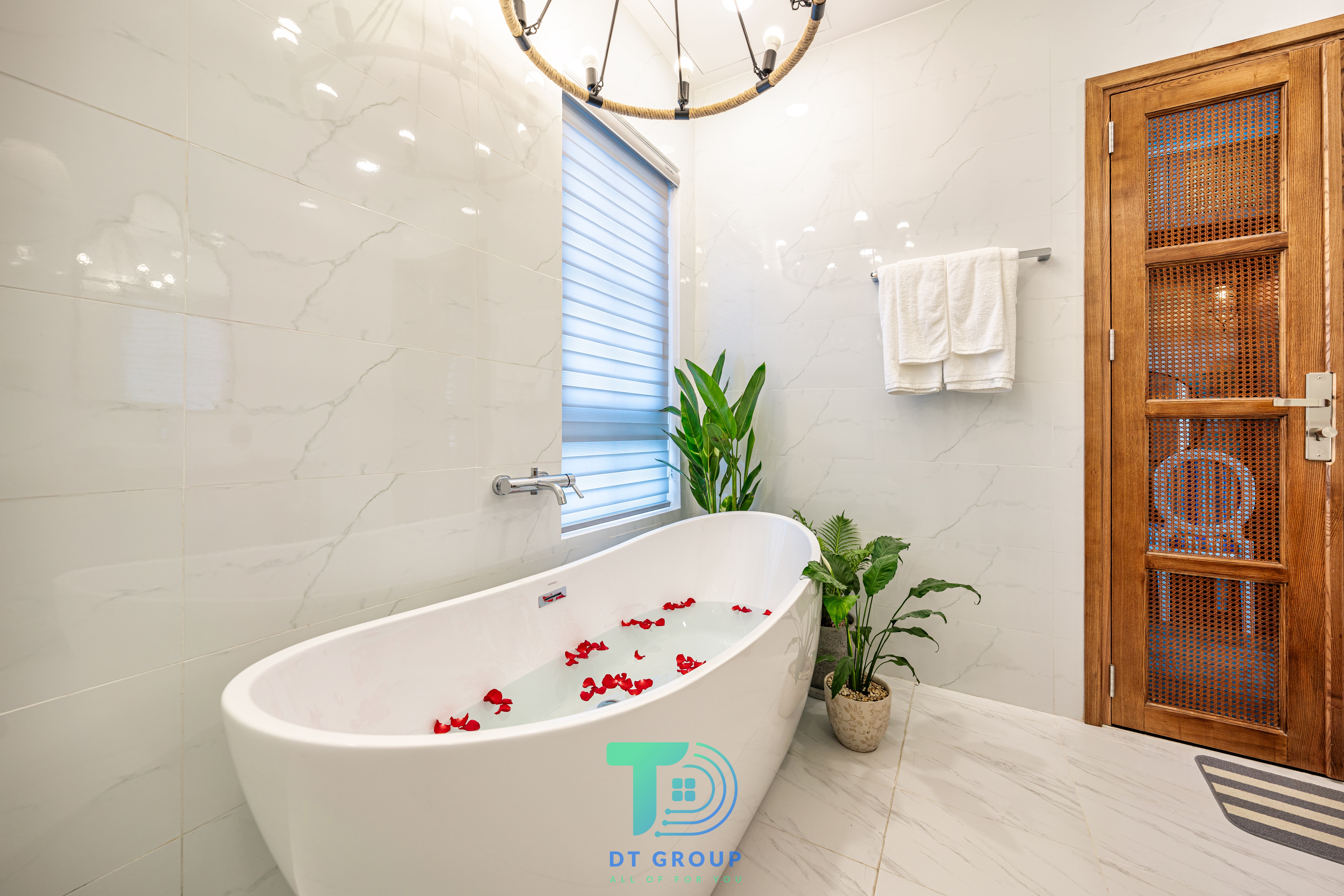 Phòng tắm biệt thự phong cách Beachhouse Country tại Novaworld Phan Thiết